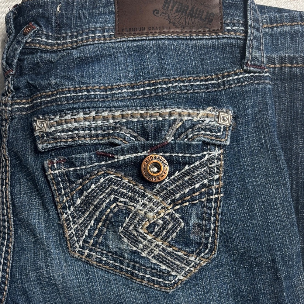 Hydraulic Women’s Denim Jeans with Detailed Stitching